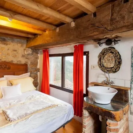 Chalet El Nido De La Golondrina