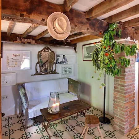 El Nido De La Golondrina Chalet