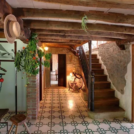 El Nido De La Golondrina Llanes